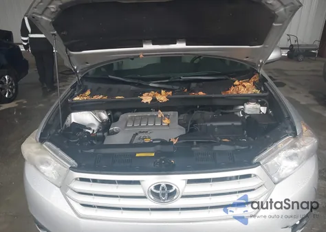 2013 Toyota Highlander Base V6 from USA, damaged, VIN 5TDBK3EH0DS219062